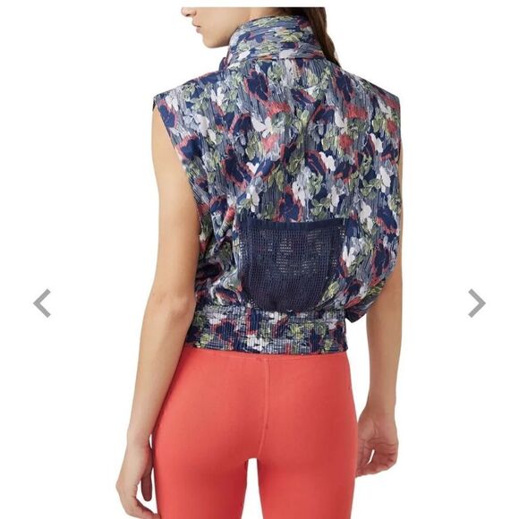 Free People Women's Multicolor Geometric Off The Grid Printed Vest Small - Picture 5 of 6